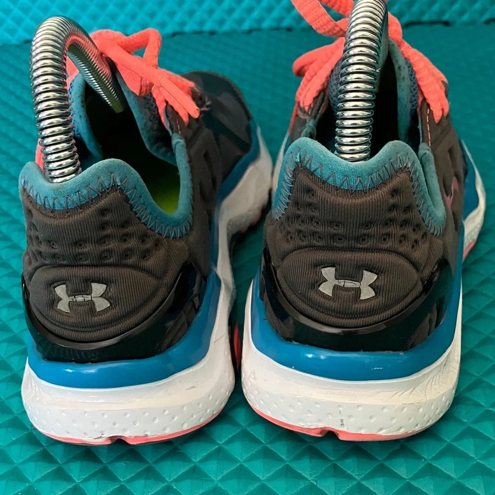UNDER ARMOUR Women Charge RC 2 running shoes with a multi-colored design | 5